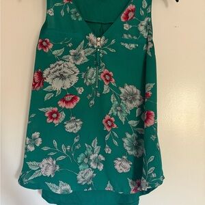 Candie's Green and Red Blouse